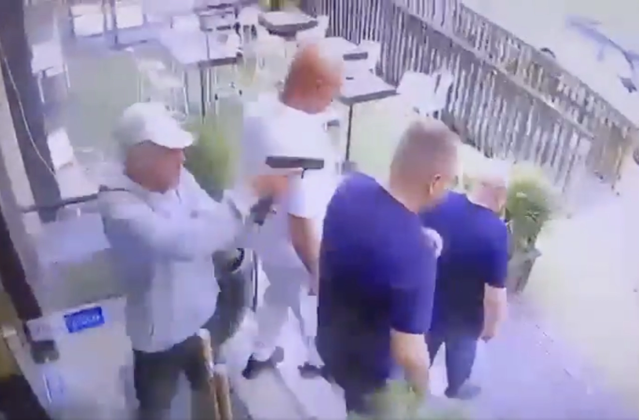 Šef mafije likvidiran na benzinskoj postaji, sve su snimile nadzorne kamere